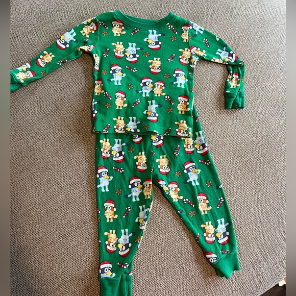 Bluey Christmas pjs - Picture 1 of 4